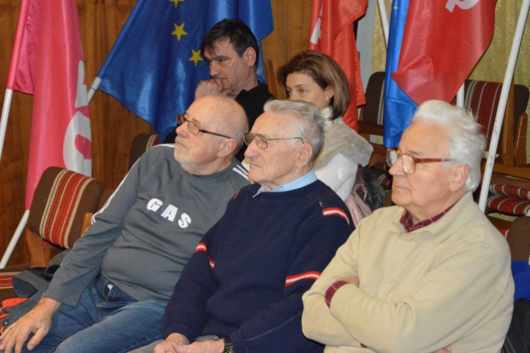 A devizahitelesek helyzetéről tartott fórumot a helyi MSZP