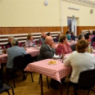 Zenés vacsoraesttel ünnepelték az időseket Petőfiszálláson