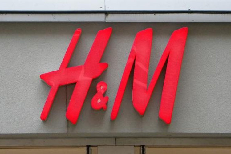 H&M: Nem lesznek párszázas ruhadarabok
