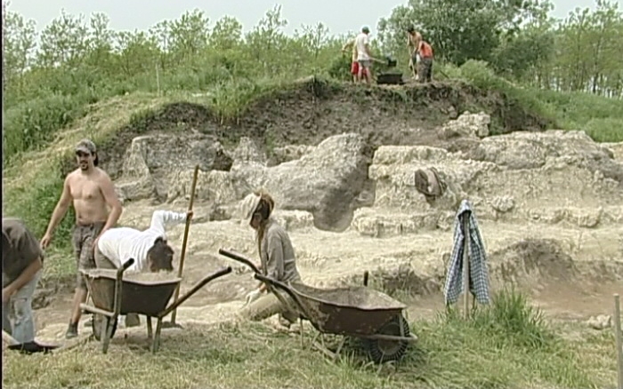 Folytatódnak a régészeti ásatások Bugacon