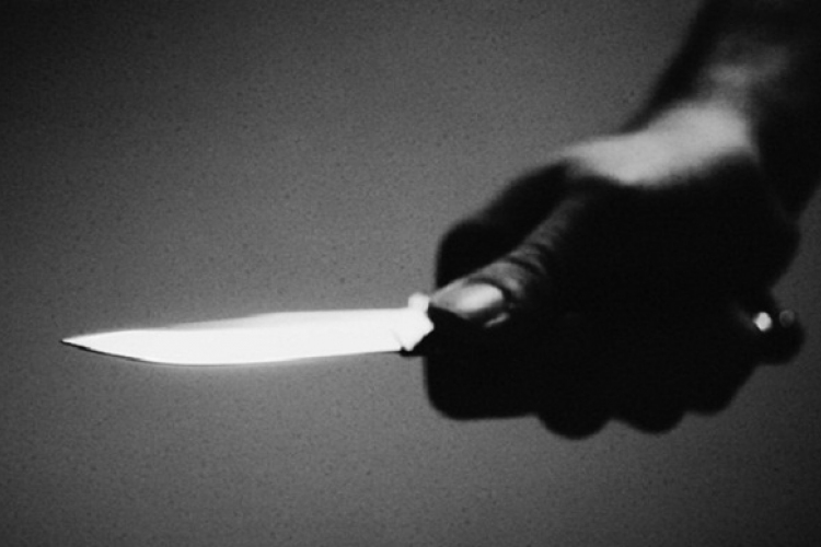 Késsel támadt egy ápolóra egy beteg a győri kórházban