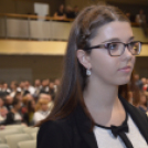 A Mezgé közel 140 végzős diákja büszke a kék szalagra