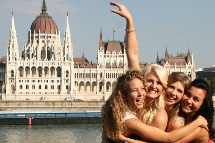 Ausztriában sorra jelennek meg a téli Budapestet ajánló turisztikai cikkek
