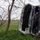 Árokba csapódott egy kisteherautó Kiskunmajsa közelében