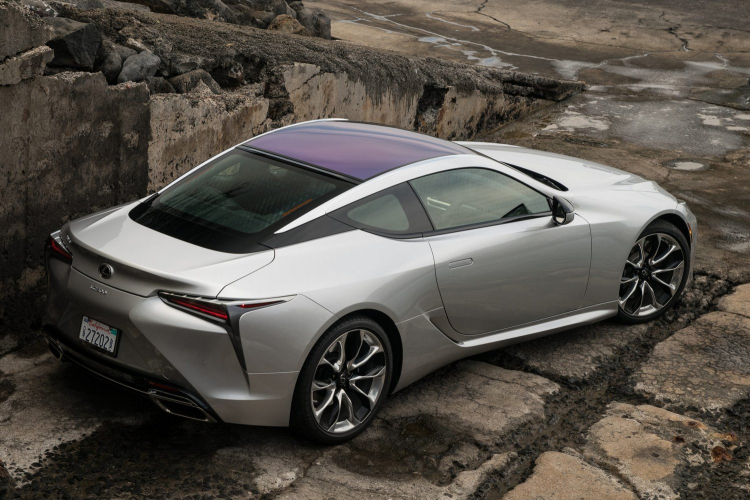 Megújul a Lexus csúcskupéja