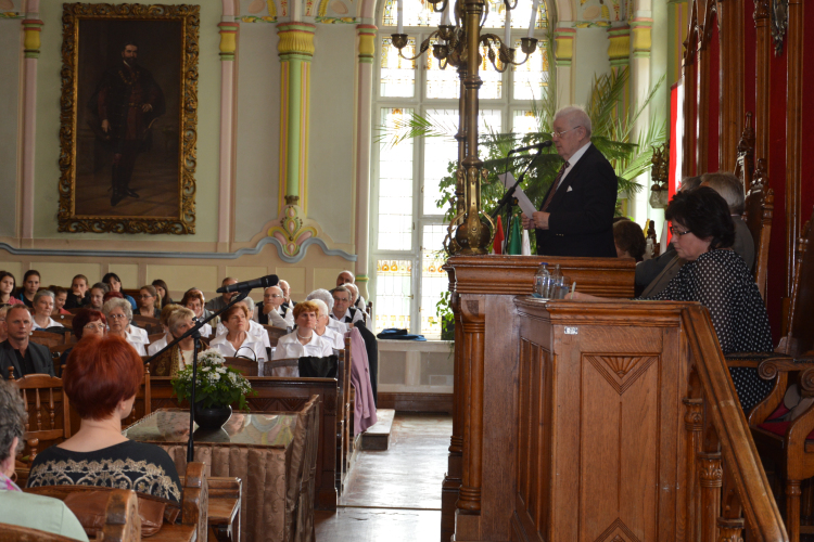 Békefa ültetéssel koronázták meg az eseményt