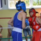 Záporoztak az ütések