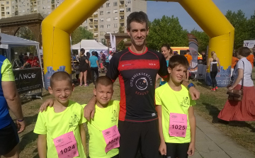 A Jogging Plus sportolói az V. Fuss az életekért Jótékonysági futáson Szegeden