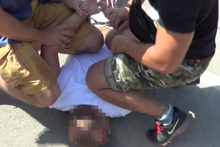 Zsarolással szerzett milliók