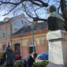 A Daru utcai mellszobor koszorúzásával folytatódott a Móra Emléknapok