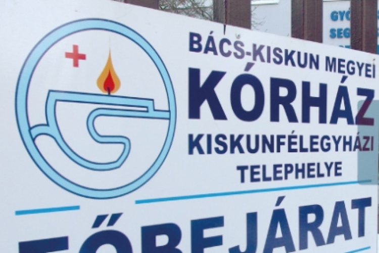 Csak sebészeti sürgősségi van 1-2-3-án!