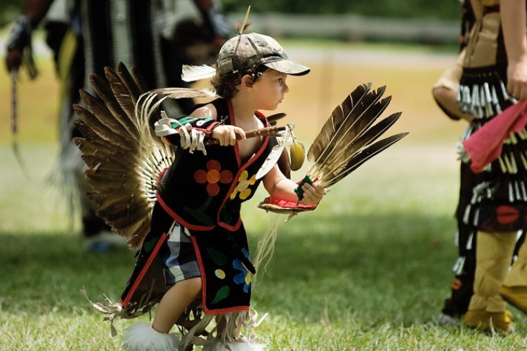 Aprótörpe Indiántábor a könyvtárban!