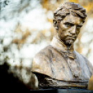 Fülöpjakab központjában avatták fel Petőfi Sándor mellszobrát