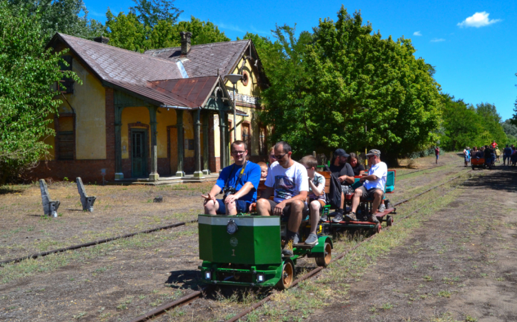 Helvécián újra életre kelnek a sínek
