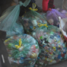 Kupakgyűjtő szívet helyeztek el a piaccsarnoknál