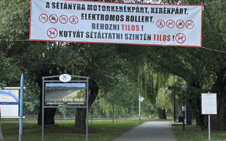 A kutyások kiakadtak, a molinó eltűnt a Körös-toroki sétánynál, de ezzel nincs vége a történetnek