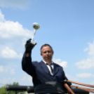 Ragyogó napsütésben hajthatták lovaikat