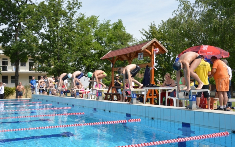 XV. Kuchinka Vilmos úszó emlékverseny