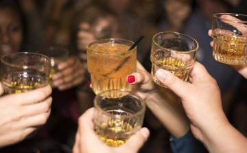 Elindult a fiataloknak szóló Szétcsúszva program