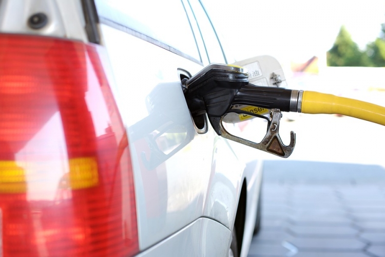Jelentősen visszaesett a hazai üzemanyag-fogyasztás márciusban