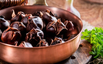 Így süsd meg sütőben otthon a gesztenyét