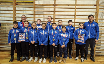 Félegyházi éremeső a Kelet-Magyarország Kupán a birkózóktól