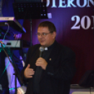 Már a vacsora előtt táncra perdültek a Constantinumban