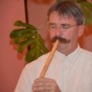 Enyészettől megmentett hervadó virágok