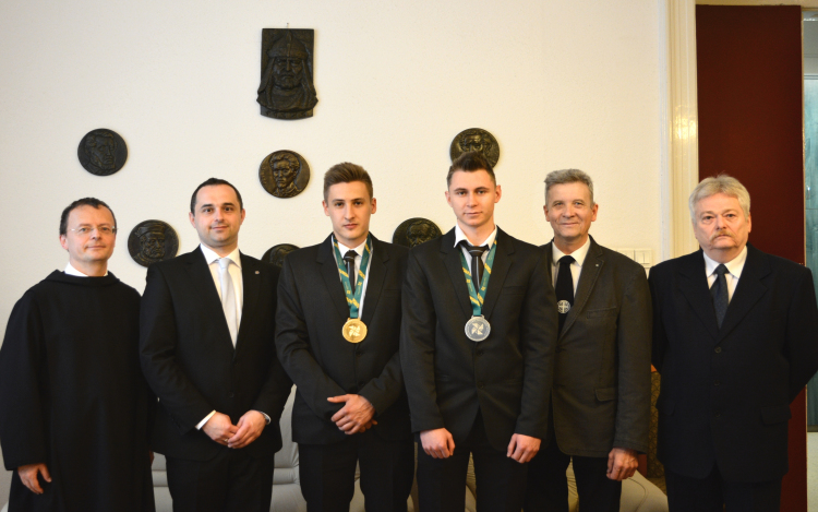 Országos Szakmai Tanulmányi Versenyen kimagasló sikert értek el a diákok 