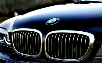 Szijjártó: a BMW-gyár építése az elmúlt tizenkét év sikeres gazdaságpolitikájának jelképe 