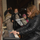 A negyedik gyertya lángja is fellobbant