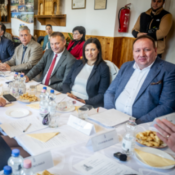 Polgármesteri találkozót tartottak Kömpöcön