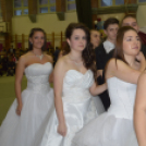 Szalagozó a Kiskunfélegyházi Közgazdasági Szakközépiskolában