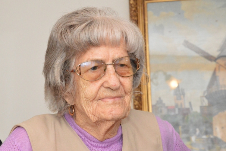Még most is szívesen varrna a 90 éves Pannika néni