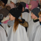 Fellobbant a harmadik gyertya lángja városunk adventi koszorúján