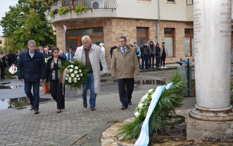 Emlékezés az aradi vértanúkra