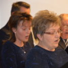 Énekükkel Betlehem csillagát vitték a kórház falai közé