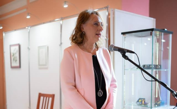 Tavasz költözött a művelődési központba