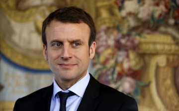 Emmanuel Macron nyerte a francia elnökválasztás első fordulóját 