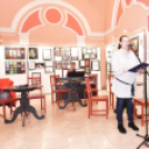 Kiállítás nyílt a Móra Ferenc Gimnázium diákjainak képzőművészeti munkáiból