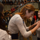 A Mezgé közel 140 végzős diákja büszke a kék szalagra