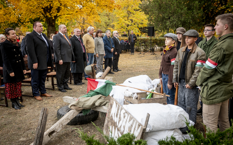 Október 23-i megemlékezést tartottak Lakiteleken