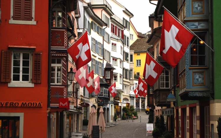 Svájcba a legjobb kiköltözni