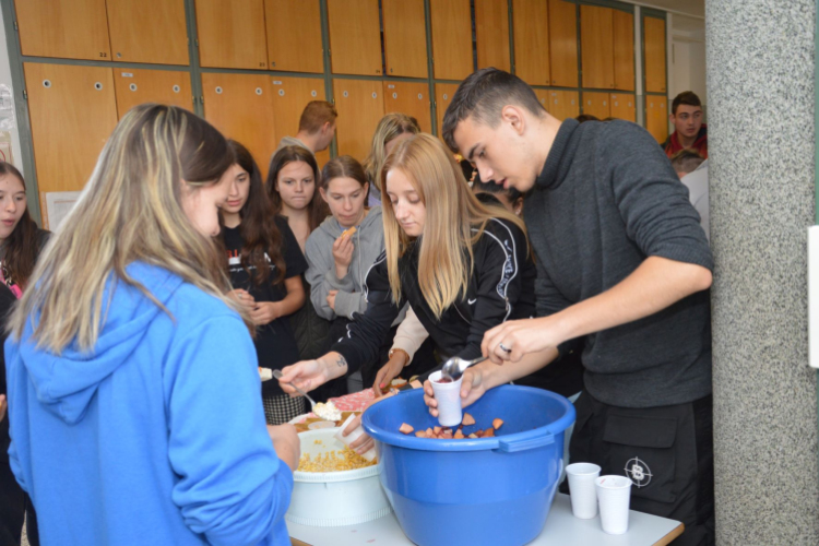 Az élelmiszer pazarlásra hívta fel a figyelmet a Mezgé
