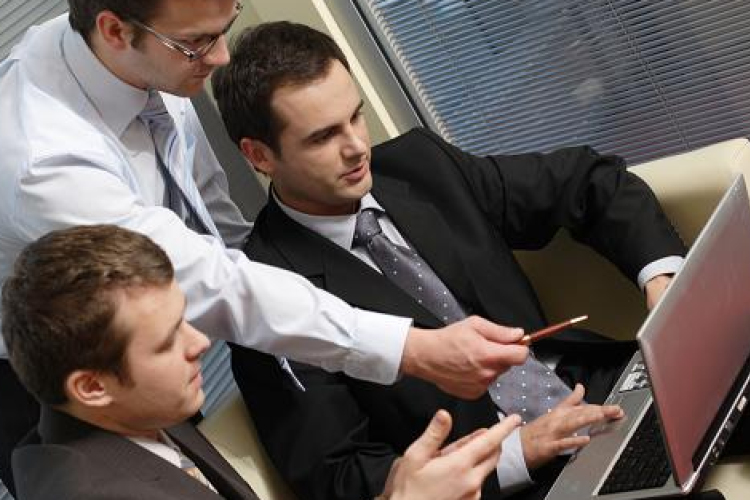 Állami támogatással 200 fiatal válhat vállalkozóvá a közép-magyarországi régióban