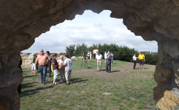 Megnyitotta kapuit a Templomhalmi Emlékpark