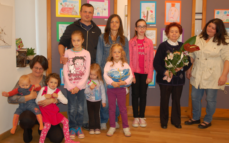 137 dokumentum elolvasásával Rozika néni az év olvasója