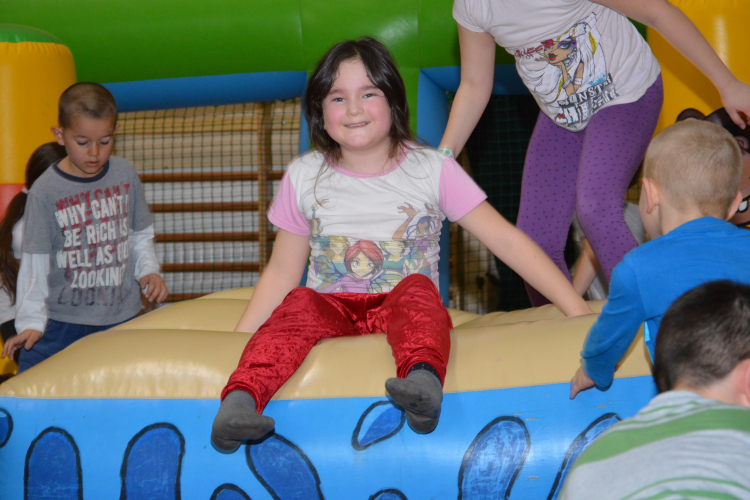 A gumipaloták tomboló rosszcsontjai