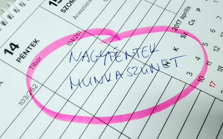 Munkaszüneti nap lett nagypéntek