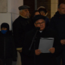 Fellobbant a remény lángja városunk adventi koszorúján